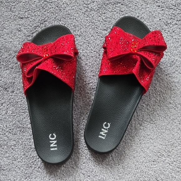 INC International Concepts Red Bow Slide Sandals - Picture 1 of 6